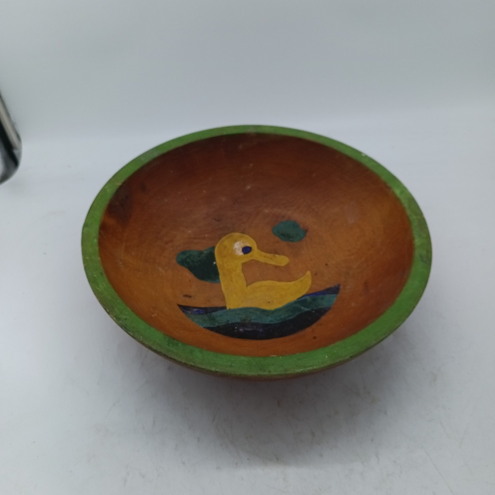 Vintage Munising Wooden Bowl Hand Painted Duck 11 Inch Green Rim Made in USA